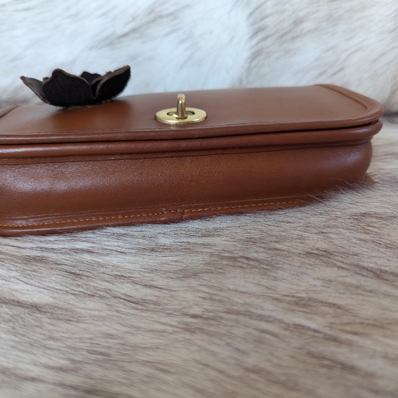 One of a Kind Vintage Coach Dinky - Picture 8 of 14